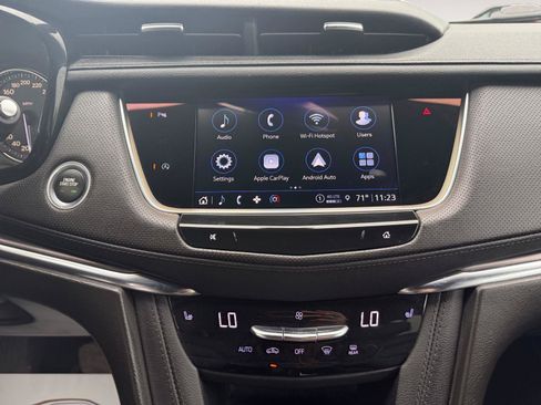 Used 2022 Cadillac XT5 Luxury w/ LPO, Floor Liner Package AWD/4WD image 14