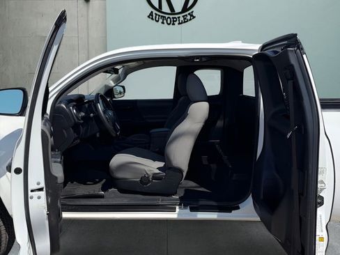 Used 2022 Toyota Tacoma SR image 22