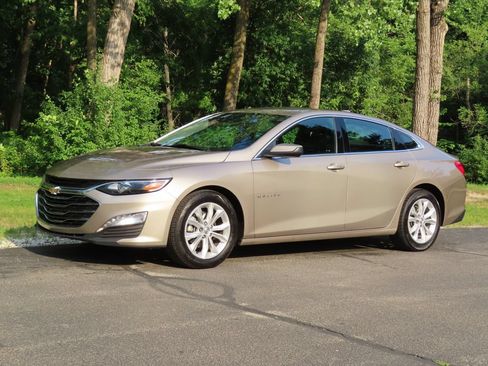 Certified 2024 Chevrolet Malibu LT FWD image 19