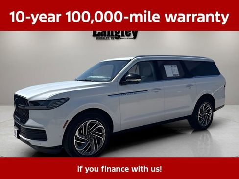 Used 2025 Lincoln Navigator L Reserve AWD/4WD image 4