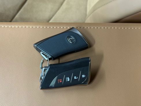 Used 2023 Lexus LC 500h w/ Dynamic Handling Package RWD image 84