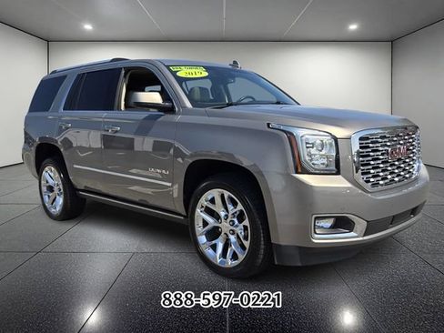Used 2019 GMC Yukon Denali w/ Denali Ultimate Package AWD/4WD image 7