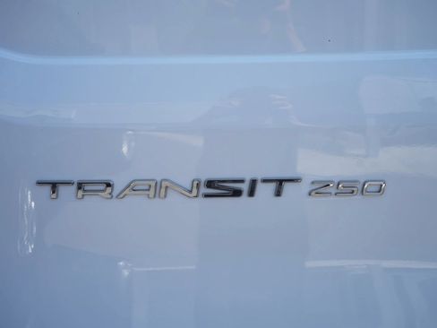 Used 2025 Ford Transit 250 148 High Roof Extended RWD image 24