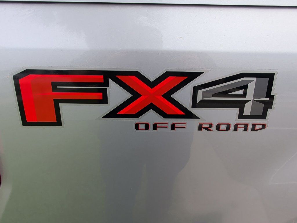 Used 2020 Ford F250 XLT w/ XLT Value Package AWD/4WD image 7