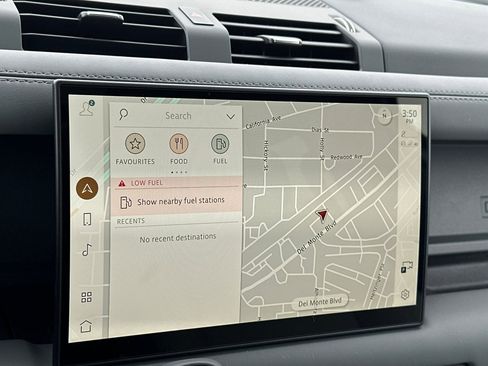 New 2025 Land Rover Defender 130 S image 18