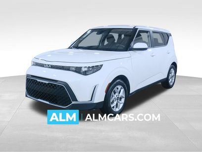 Used 2025 Kia Soul LX w/ LX Technology Package