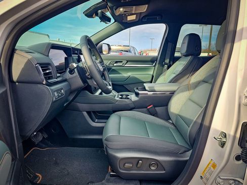 New 2026 GMC Terrain AT4 w/ Convenience Package III AWD/4WD image 14