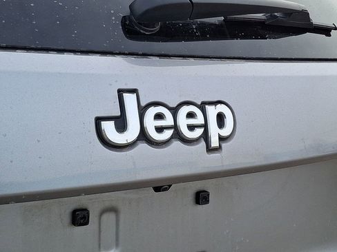 Used 2015 Jeep Grand Cherokee Laredo w/ Quick Order Package 23E image 30