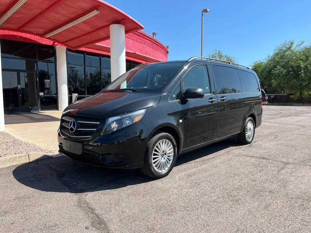 Used 2019 Mercedes-Benz Metris Passenger image 4