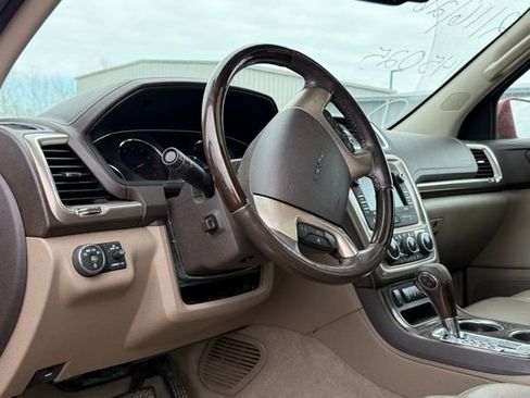 Used 2013 GMC Acadia Denali image 4