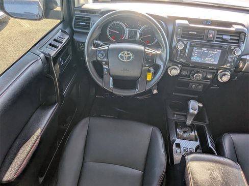 Used 2019 Toyota 4Runner TRD Off-Road Premium image 18