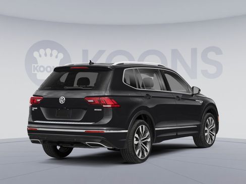Used 2021 Volkswagen Tiguan SEL Premium R-Line AWD/4WD image 2