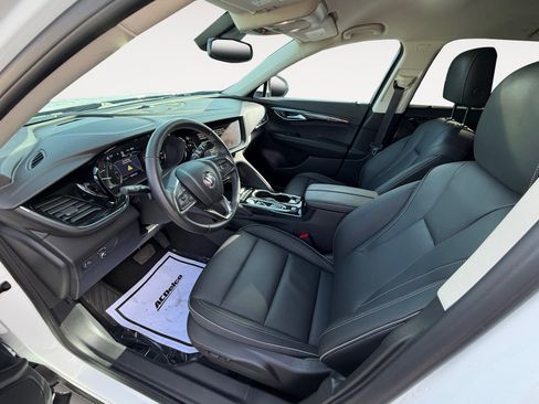 Used 2023 Buick Envision Essence AWD/4WD image 18