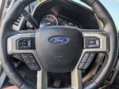 Used 2017 Ford F250 Lariat w/ Chrome Package AWD/4WD image 23