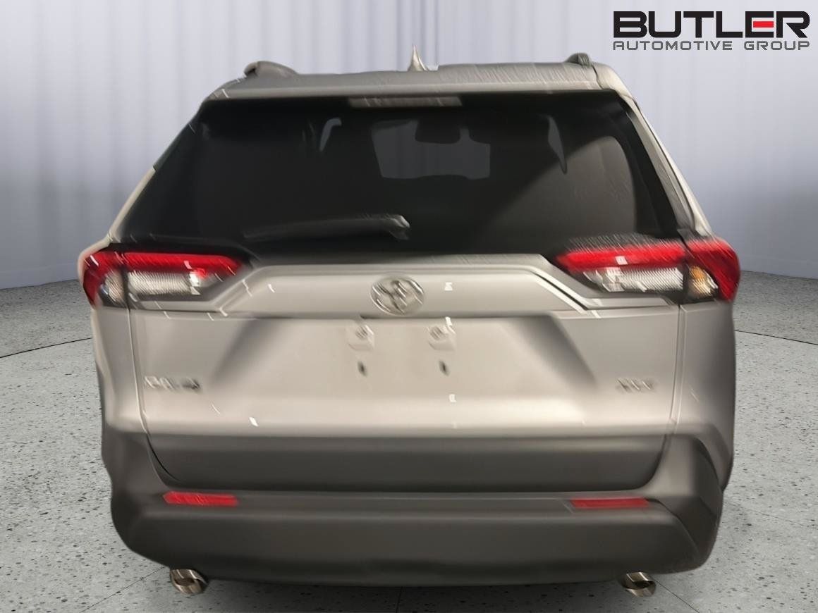 Certified 2023 Toyota RAV4 XLE Premium FWD image 9