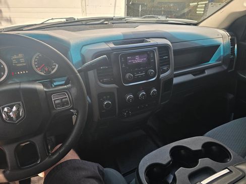 Used 2014 RAM 2500 Tradesman w/ Chrome Appearance Group image 26