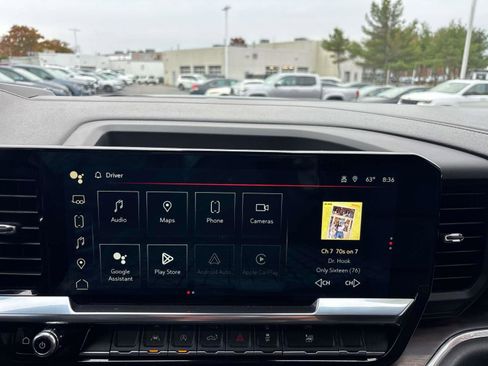 Used 2024 GMC Sierra 1500 SLT image 25