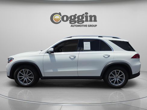 Used 2025 Mercedes-Benz GLE 350 4MATIC image 2