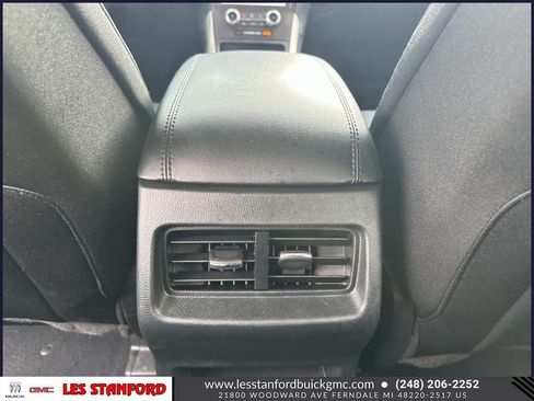 Used 2021 Ford Edge SE w/ Cargo Accessory Package AWD/4WD image 15