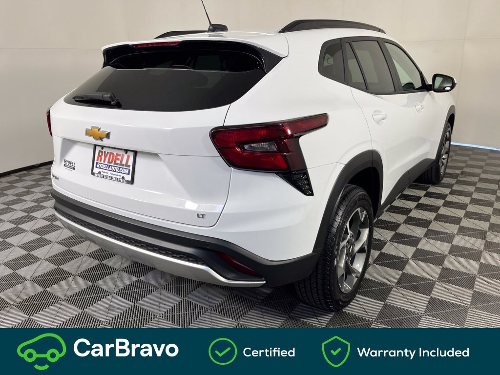Certified 2025 Chevrolet Trax LT w/ Driver Confidence Package FWD image 4