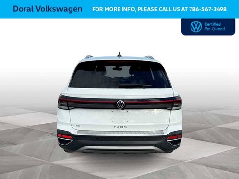 Used 2025 Volkswagen Taos SE image 7