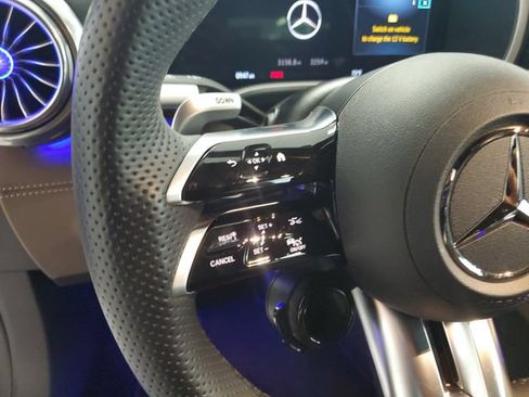 Used 2022 Mercedes-Benz SL 63 AMG 4MATIC image 12