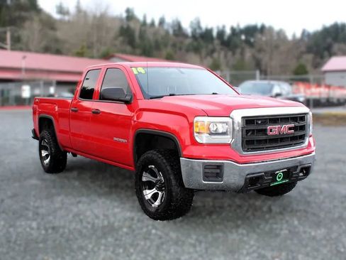 Used 2014 GMC Sierra 1500 4x4 Double Cab image 1