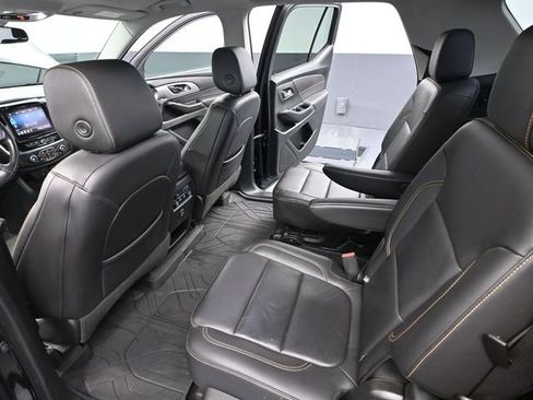 Used 2020 Chevrolet Traverse LT w/ Driver Confidence II Package AWD/4WD image 37