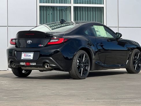 New 2026 Toyota GR86 Premium w/ ALL Weather Mat Package (TMS) image 4