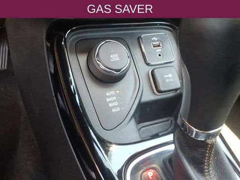 Used 2020 Jeep Compass Limited AWD/4WD image 18