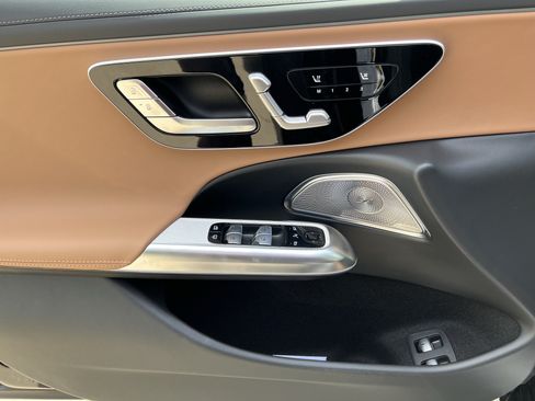 New 2026 Mercedes-Benz E 53 AMG e 4MATIC Sedan image 13