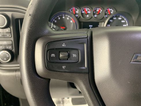 Used 2020 Chevrolet Silverado 1500 Custom Trail Boss w/ Custom Convenience Package AWD/4WD image 18