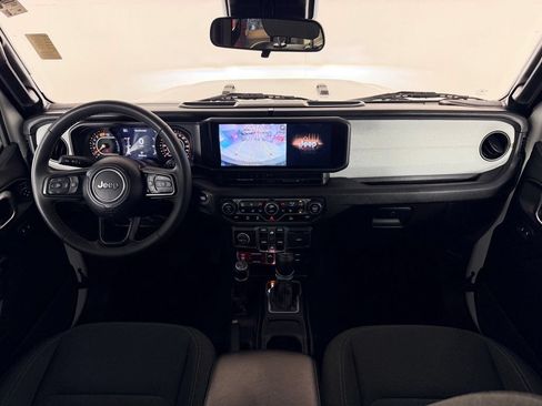 Used 2024 Jeep Wrangler Unlimited Sport AWD/4WD image 13