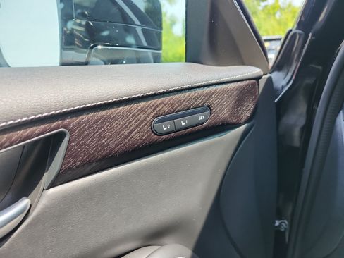 Used 2022 INFINITI QX60 Sensory w/ Cargo Package AWD/4WD image 17