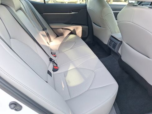 Used 2024 Toyota Camry XLE FWD image 29