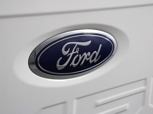 Used 2022 Ford F150 Raptor w/ Equipment Group 801A High image 19