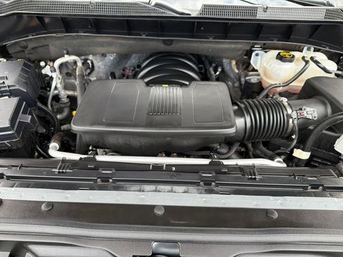 Used 2025 Chevrolet Silverado 1500 LT RWD image 11