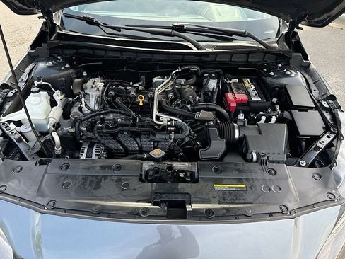 Certified 2024 Nissan Altima 2.5 SR FWD image 30