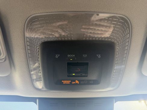 Used 2025 Toyota Prius LE FWD image 24