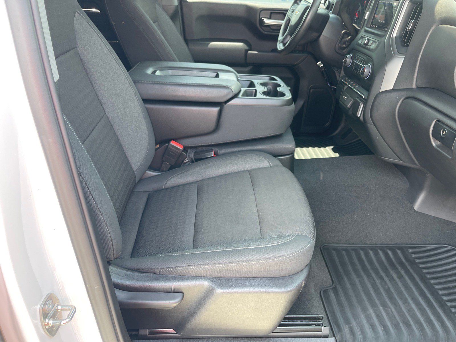 Used 2024 Chevrolet Silverado 1500 Custom AWD/4WD image 18