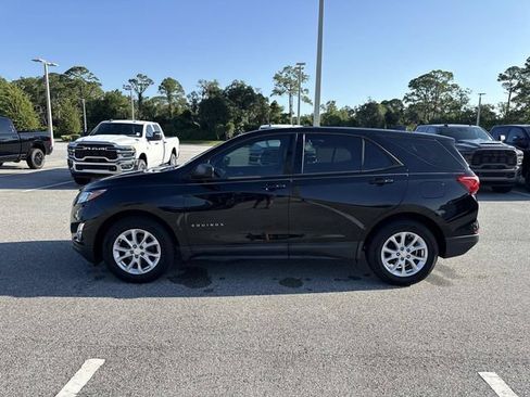 Used 2019 Chevrolet Equinox LS FWD image 6