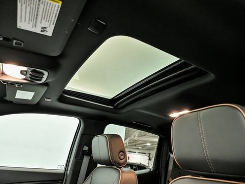 New 2026 GMC Canyon AT4 w/ Technology Plus Package image 8