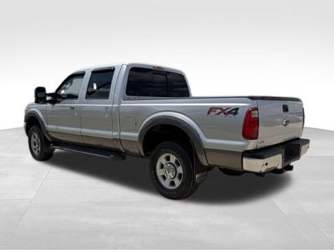 Used 2014 Ford F250 Lariat w/ FX4 Off-Road Package AWD/4WD image 5