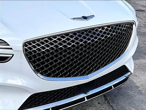 Used 2025 Genesis GV70 2.5T w/ Select Package image 27