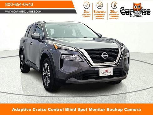 Used 2023 Nissan Rogue SV image 1