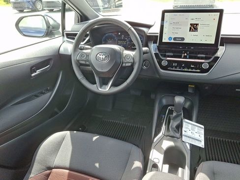 New 2026 Toyota Corolla SE FWD image 10