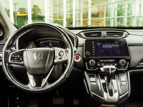 Used 2020 Honda CR-V Touring image 17