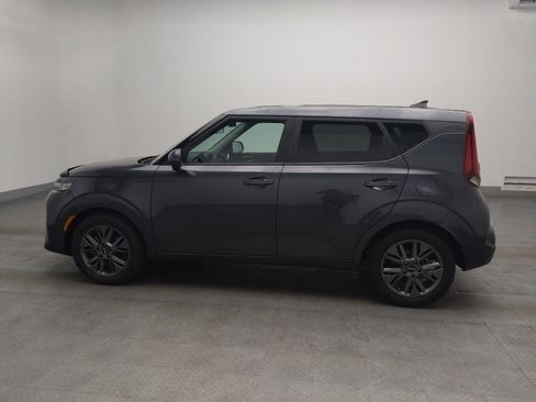 Used 2021 Kia Soul S image 3