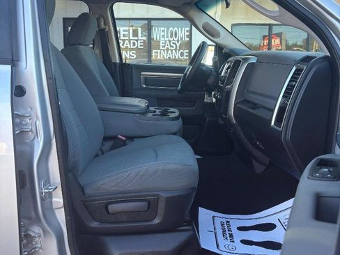 Used 2013 RAM 1500 Classic SLT image 27