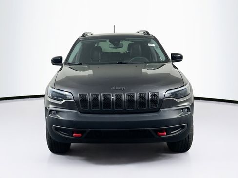 Used 2022 Jeep Cherokee Trailhawk image 2